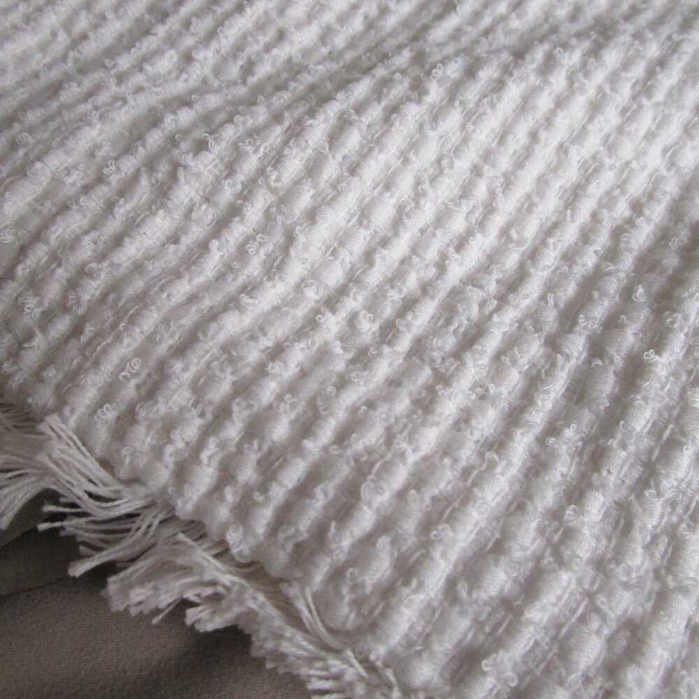 NWOT 20 inch designer pillow cover